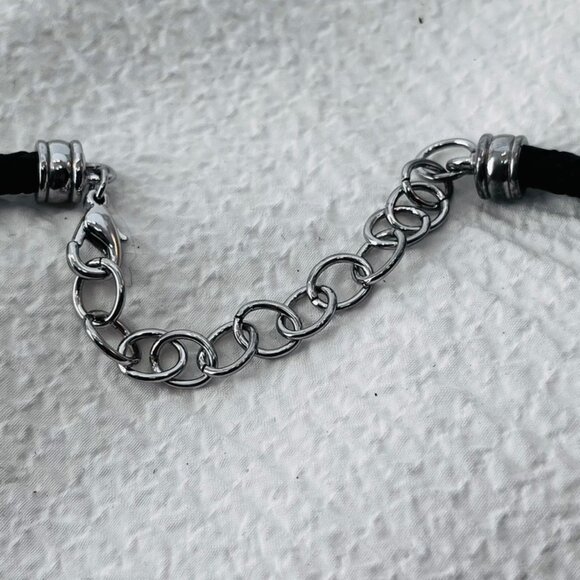 Premier Designs Choker w/medallion - Picture 5 of 6